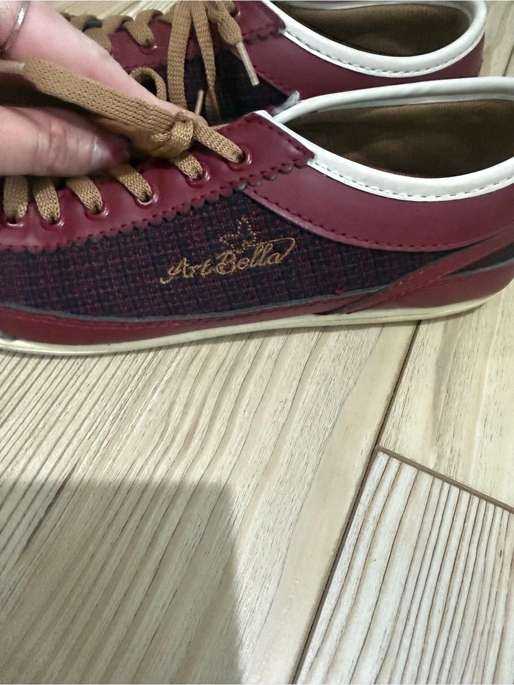 Art Bella Burgundy Tweed Lace Up Sneakers Women's Size 7.5‎ Vintage Style